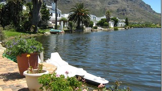 Waterways | Marina da Gama Accommodation
