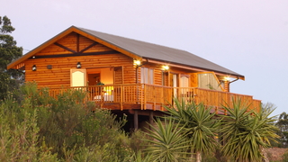 Ke Nako Lodges | Wilderness Accommodation