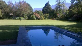 Sarah's B&B | Heather Park Accommodation