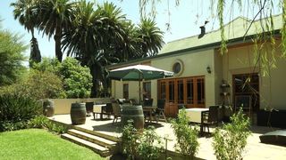 Sauvignon Country Lodge | Accommodation Wellington
