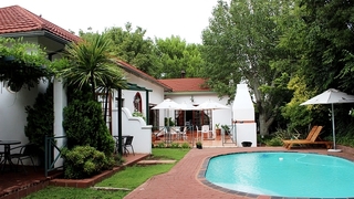 De Oude Kraal Dorpshuis | Accommodation Westdene (Bloemfontein)