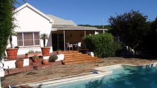 Milkwood Cottage | Self-catering Kommetjie