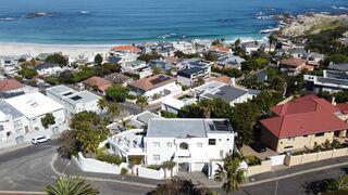1 The Grange Luxury Apartments | Accommodation Camps Bay