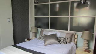 Deco Apartment No.1 | Rosebank Accommodation