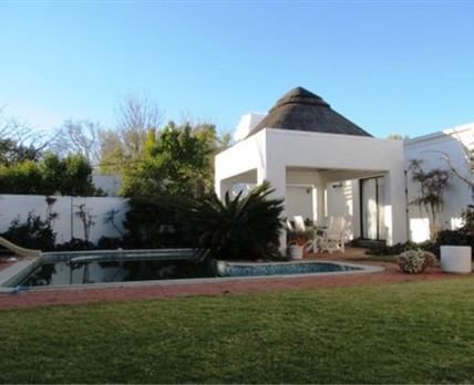 Bettie's Luxury Lodge