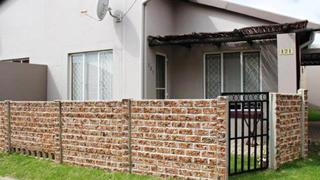 Airport Villas | Accommodation Edenglen