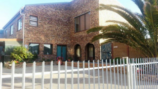 White Sands Guest House | Lamberts Bay Specials