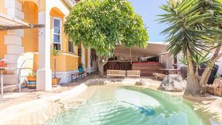 Green Elephant Backpackers | Observatory Accommodation