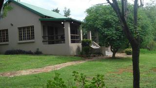 Motozi Lodge | Lodges Hartbeespoort