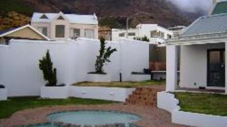 Harbour Views | Accommodation Vredehoek