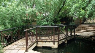The Boulders Lodge | Halfway House Accommodation