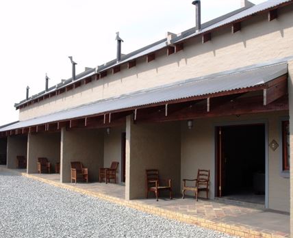 Commalong Lodge and Guided Tours