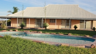 Hoas Guest and Game Farm | Keetmanshoop Accommodation