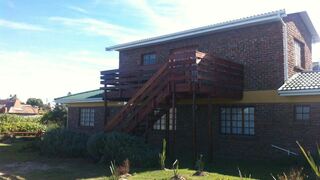 ChanteClear Bed and Breakfast | Gonubie Accommodation