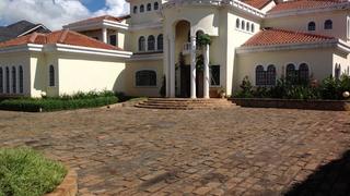 Casa Bella Suites | Runda Estate Accommodation