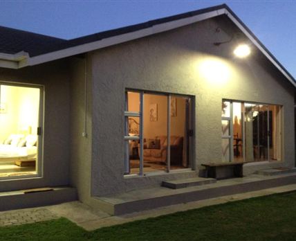 Omnabella Guest House