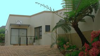 The Third Dolphin | Herolds Bay Accommodation