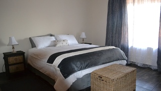 Tshepe Overnight | Zeerust Accommodation