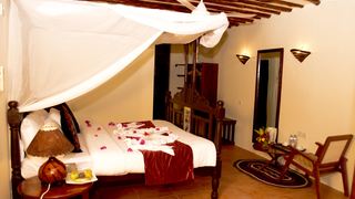 Maars Resort | Chwaka Resorts