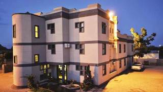 Sunbeam Hotel | Mogoditshane Hotels