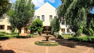 Budmarsh Country Lodge | Magaliesburg Specials