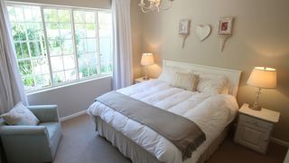 AppleBee Guest Cottage | Grahamstown Accommodation