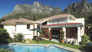 Ambiente Guest House | Camps Bay Accommodation