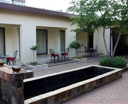 Bloomingdales Guesthouse