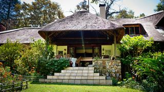La Chaumiere Guest House | Africa Specials