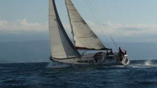 Sun Fast 43 | Split Self-catering