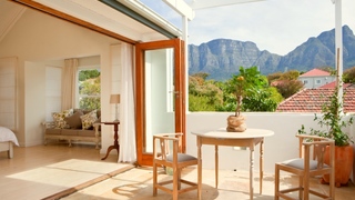 Southern Oaks House | Accommodation Claremont