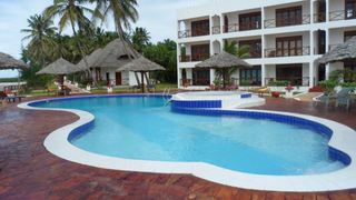 Ras Shungi Beach Resort | Accommodation Jambiani
