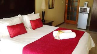 African Crest Guest House | Accommodation Vereeniging