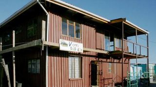 Vicky's B&B | Khayelitsha Accommodation