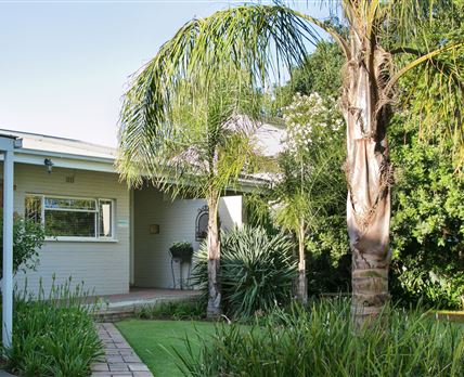 La Cruz Guest House