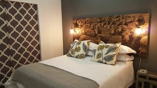 Aandblom Gastehuis | Beaufort West Accommodation