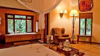 Monwana Game Lodge | Thornybush Game Reserve Accommodation