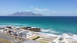 Belle Vue 1006 Self Catering | Bloubergstrand Accommodation