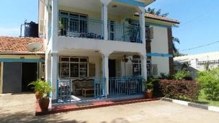 African Roots Guest House | Manyago Accommodation