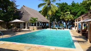 SheShe Baharini Beach Hotel | Tiwi Beach Accommodation