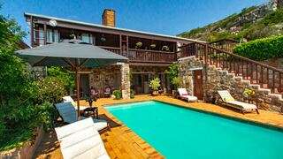 Makapa Lodge | Capri Village Accommodation