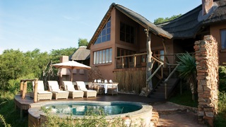 Impodimo Game Lodge | Accommodation Madikwe Game Reserve