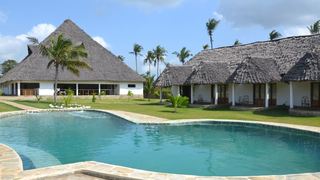 Diani Bay Resort | Diani Beach Accommodation