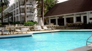 Kenya Bay Beach Hotel | Bamburi Hotels