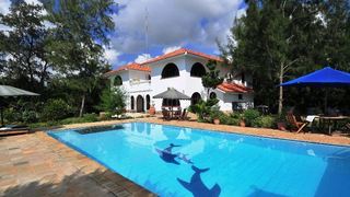 White Cliff Villa | Accommodation Mtwapa