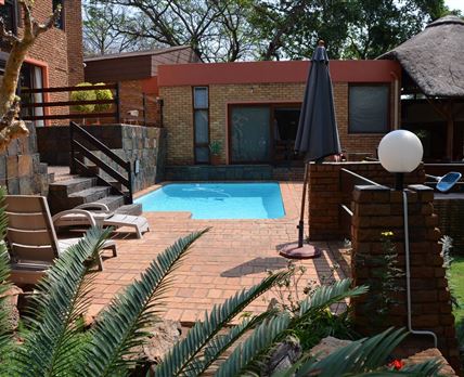 El Cazador Guest House