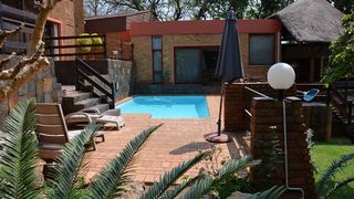El Cazador Guest House | Accommodation Florauna