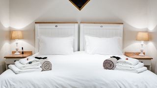 Black Oystercatcher Cottages | Elim Accommodation