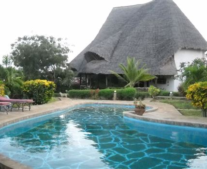 Kenga Giama Resort