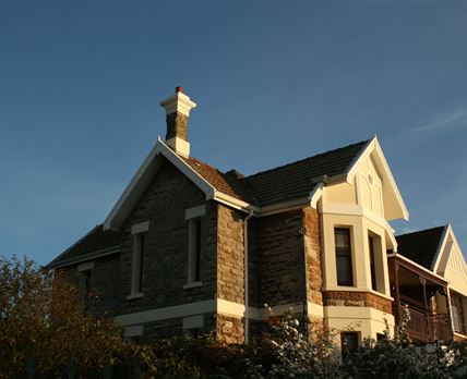 Reading House